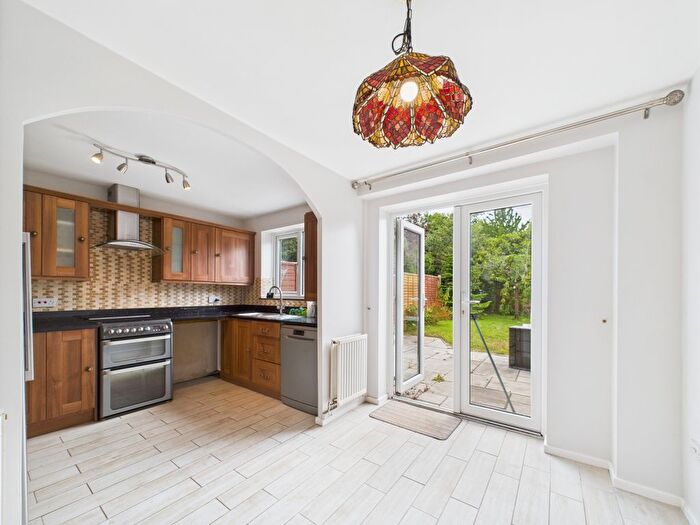 3 Bedroom Semi-Detached House To Rent In Camberwell Road, Cheltenham, Gloucestershire, GL51