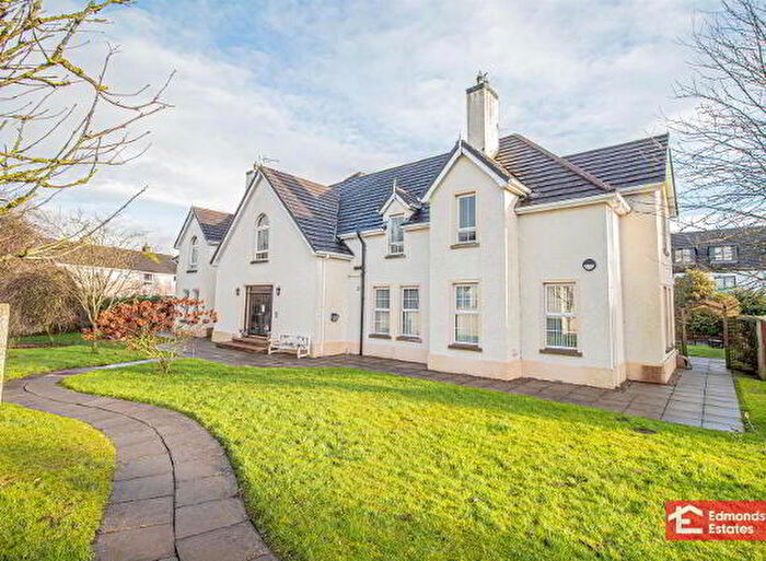 2 Bedroom Apartments For Sale In Tullymore Dale, Ballymena, BT43