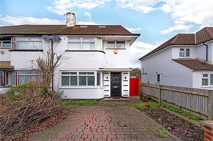 4 Bedroom Semi-Detached House To Rent In Rivermeads Avenue, Twickenham, Middlesex, TW2