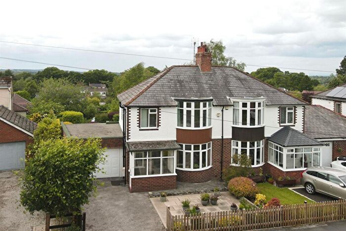 3 Bedroom Semi-Detached House For Sale In Ecton Avenue, Macclesfield, SK10