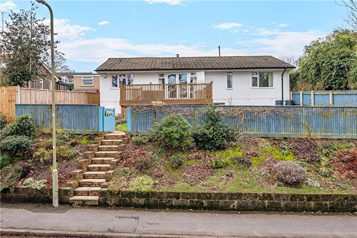 4 Bedroom Detached Bungalow For Sale In Carisbrooke Court, Romsey, Hampshire, SO51
