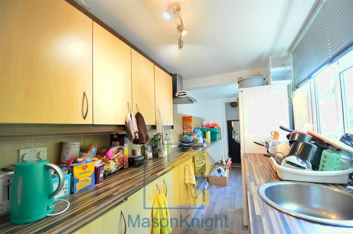 4 Bedroom Terraced House To Rent In Pershore Avenue, Selly Park, Birmingham, B29