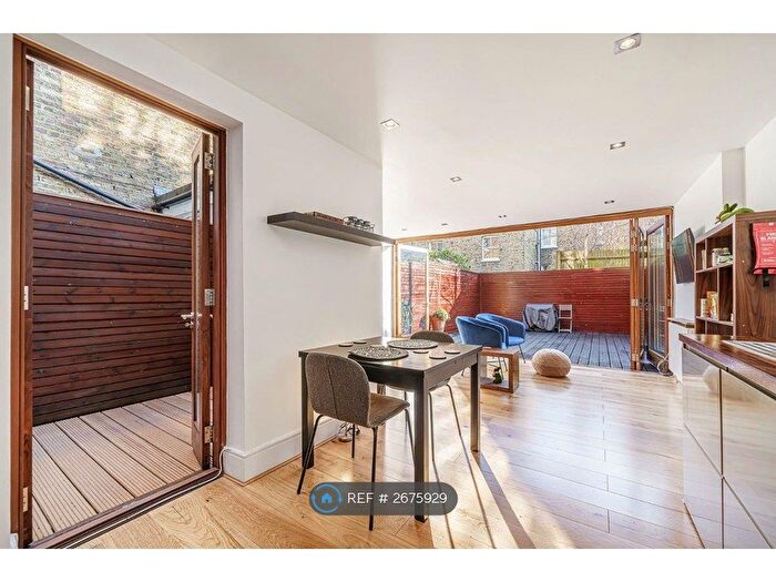 1 Bedroom Flat To Rent In Kellett Rd, London, SW2