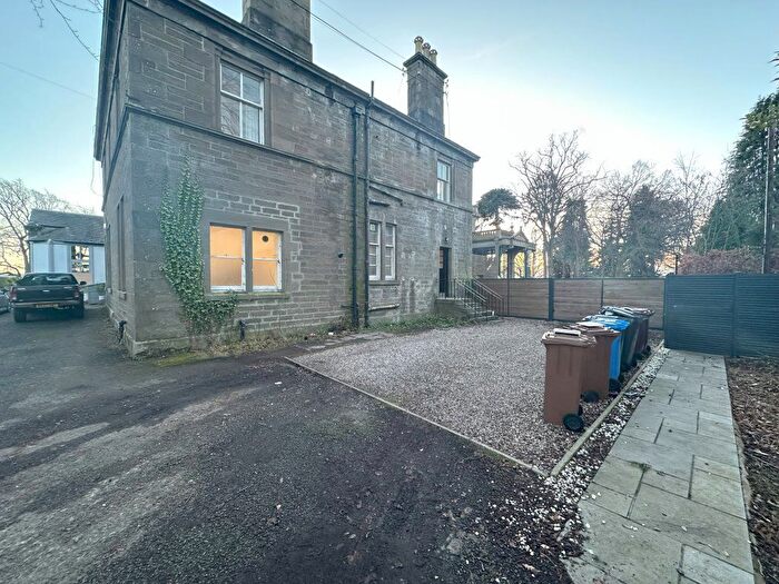 6 Bedroom Semi-Detached House To Rent In Hazel Drive, Dundee, DD2