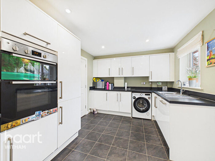 5 Bedroom Detached House For Sale In Bokhara Close, Tiptree, CO5