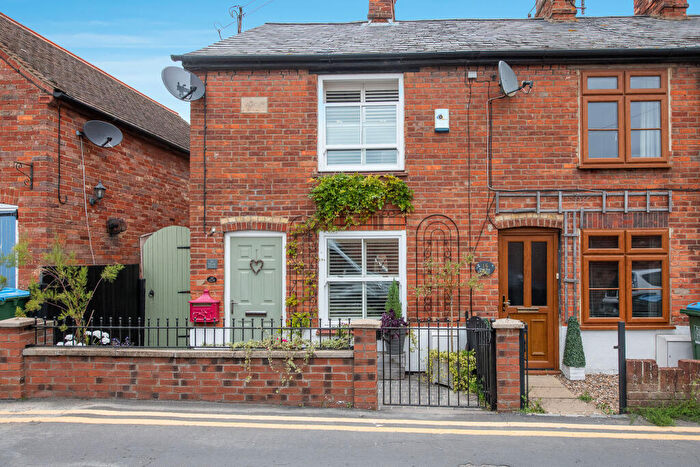 2 Bedroom End Of Terrace House For Sale In Wood Street, Waddesdon, Aylesbury, Buckinghamshire, HP18