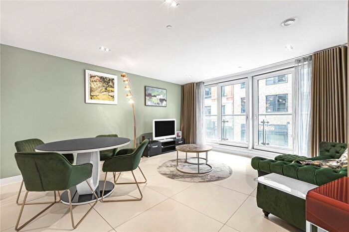 2 Bedroom Apartment To Rent In Bezier Apartments, City Road, London, EC1Y