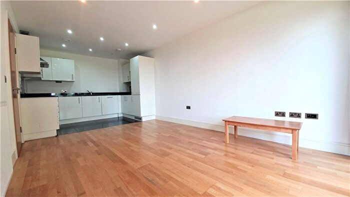 1 Bedroom Flat To Rent In Pinner Road, Harrow, Middx, HA1