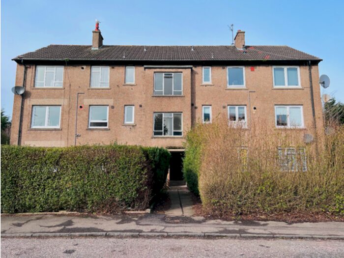 2 Bedroom Flat To Rent In Kemnay Gardens, Dundee, DD4