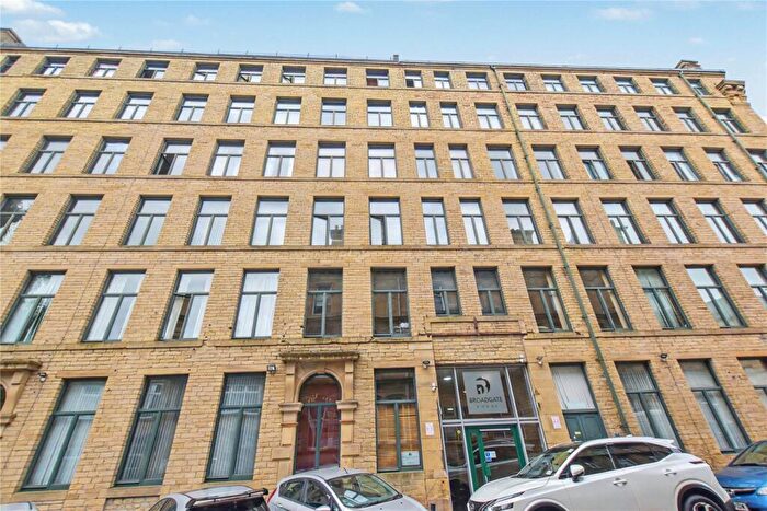 2 Bedroom Apartment For Sale In Broadgate House, Broad Street, Bradford, West Yorkshire, BD1