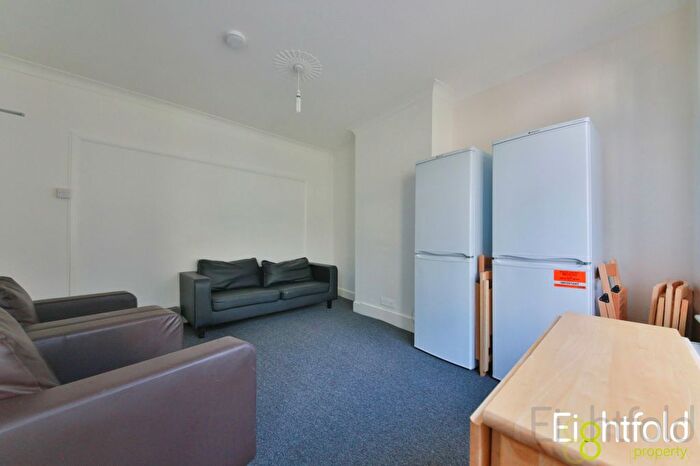 6 Bedroom Terraced House For Sale In Coombe Road, Brighton, BN2