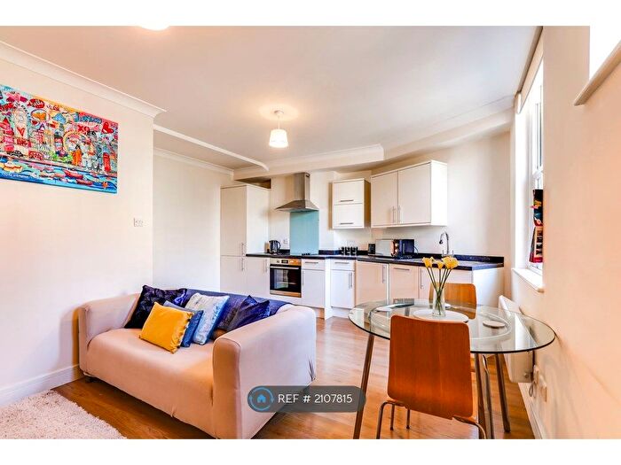 1 Bedroom Flat To Rent In Palace View, Watford, WD17