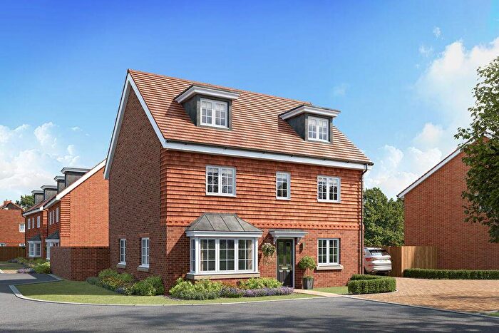 5 Bedroom Detached House For Sale In Chawton Park Road, Alton, Hampshire, GU34