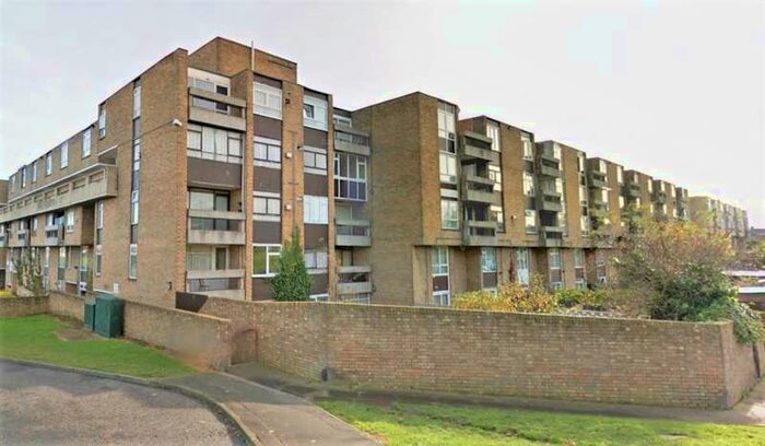 3 Bedroom Maisonette Flat To Rent In Waterloo Walk, Sulgrave, Washington, NE37