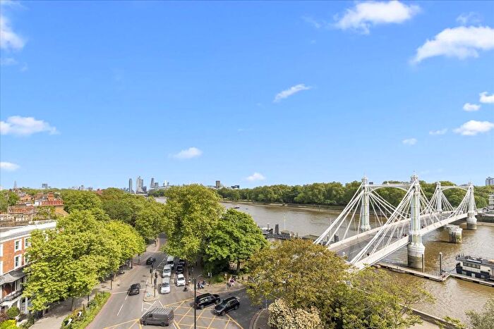 3 Bedroom Flat To Rent In Pier House, Oakley Street, London, SW3