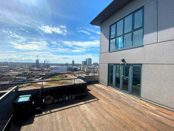 2 Bedroom Apartment To Rent In Masshouse Plaza, Birmingham, B5