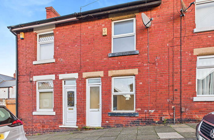 2 Bedroom Terraced House For Sale In Roseberry Hill, Mansfield, NG18
