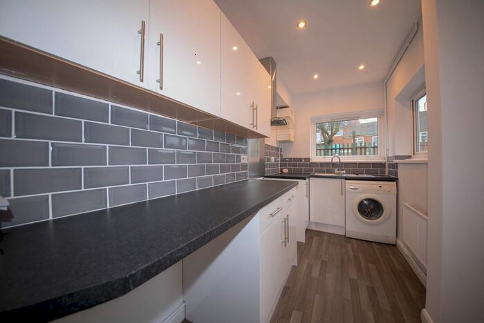 2 Bedroom Terraced House To Rent In Hazelwood Road, Nottingham, NG7