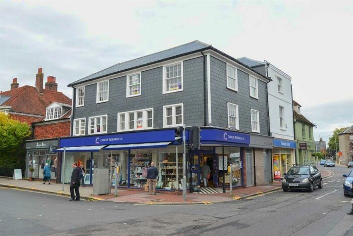 1 Bedroom Flat To Rent In Eastgate Street, Lewes, East Sussex, BN7