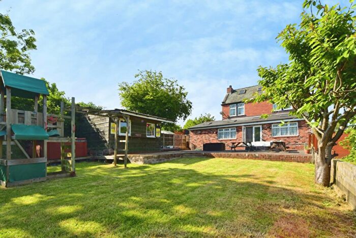 4 Bedroom Detached House For Sale In Birley Lane, Sheffield, South Yorkshire, S12