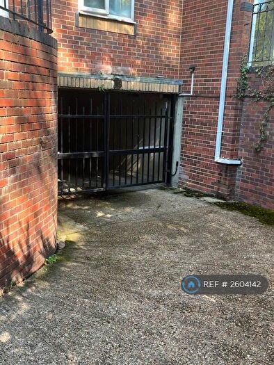 1 Bedroom Flat To Rent In Roxan Court, Southampton, SO15