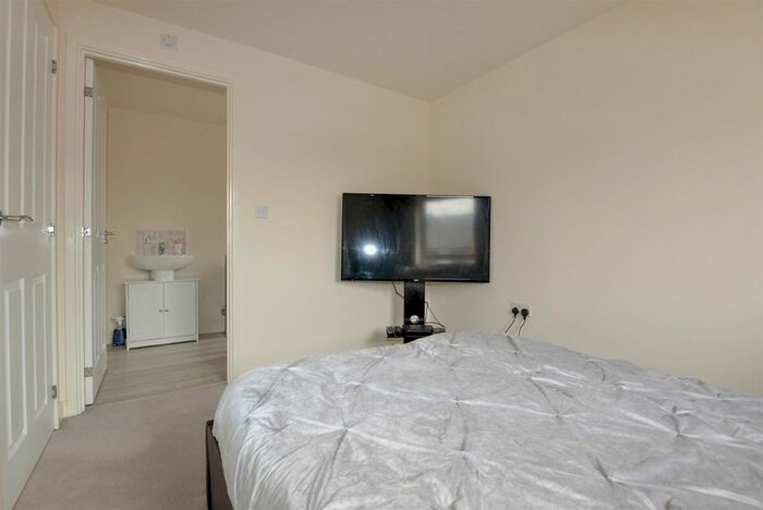 3 Bedroom End Of Terrace House For Sale In Old Market Road, Bridgwater, TA6