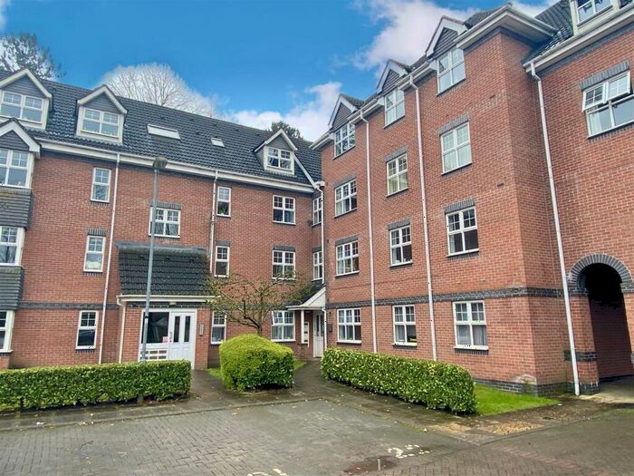 2 Bedroom Flat To Rent In Brooklands Road, Sale, M33