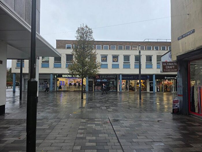 1 Bedroom Apartment To Rent In Queensway, Crawley, West Sussex, RH10