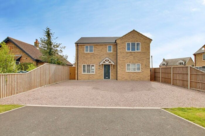 3 Bedroom Detached House For Sale In Westfield Road, Manea, PE15