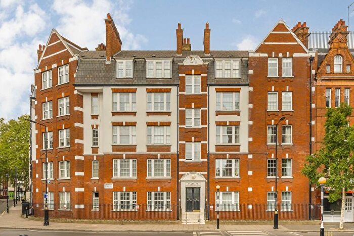 2 Bedroom Flat For Sale In Crawford Mansions, Marylebone, W1H