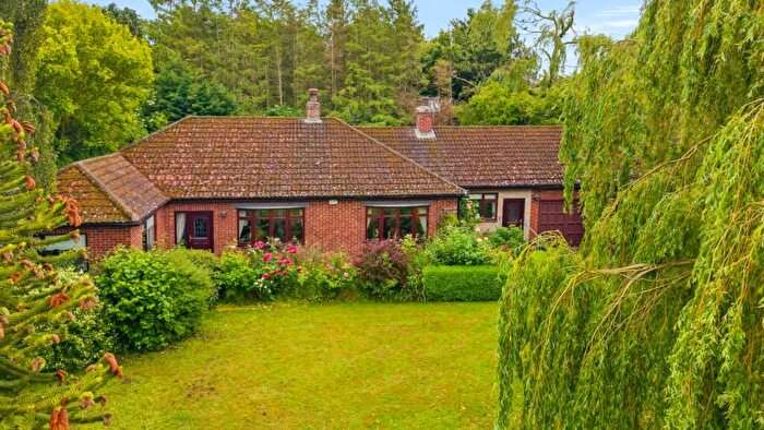 3 Bedroom Bungalow For Sale In East Butterwick Road, Susworth, North Lincolnshire, DN17