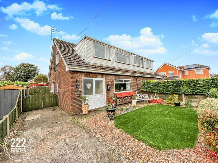 3 Bedroom Semi-Detached House For Sale In Riversdale, Woolston, Warrington, WA1