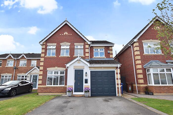 4 Bedroom Detached House For Sale In Willow Close, Laceby, Grimsby, DN37