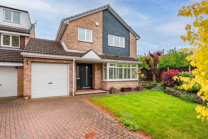 4 Bedroom Detached House For Sale In Chapelfield Place, Thorpe Hesley, Rotherham, S61