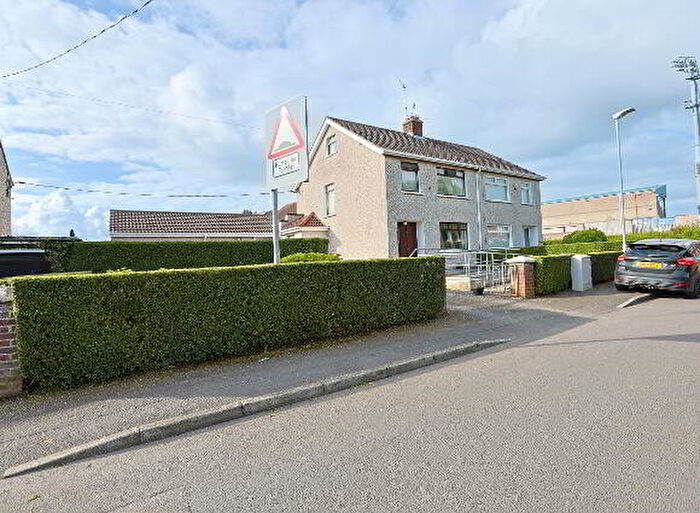 4 Bedroom Semi-Detached House For Sale In B Mourneview Avenue, Craigavon, BT66