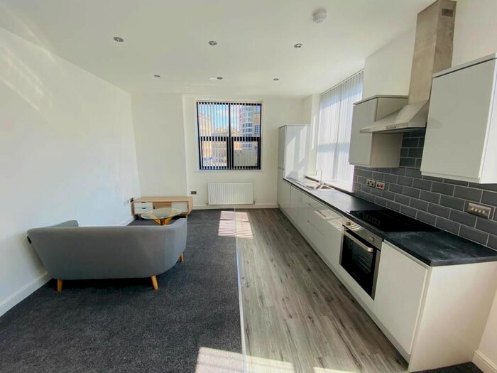 1 Bedroom Flat To Rent In Sunbridge Road, Bradford, BD1