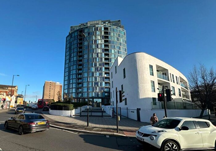 1 Bedroom Flat For Sale In Flat Newgate Tower, Newgate, Croydon, Surrey, CR0