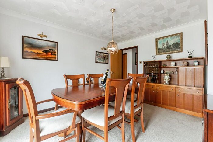 3 Bedroom Bungalow For Sale In Bellrope Lane, Wymondham, Norfolk, NR18