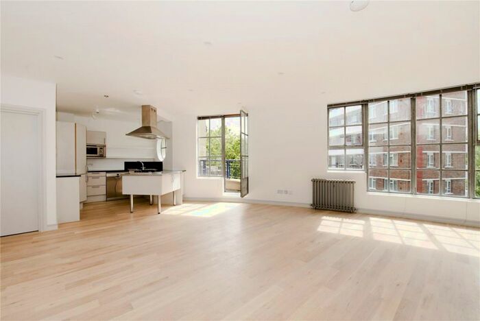 2 Bedroom Flat To Rent In Gee Street, Islington, London, EC1V