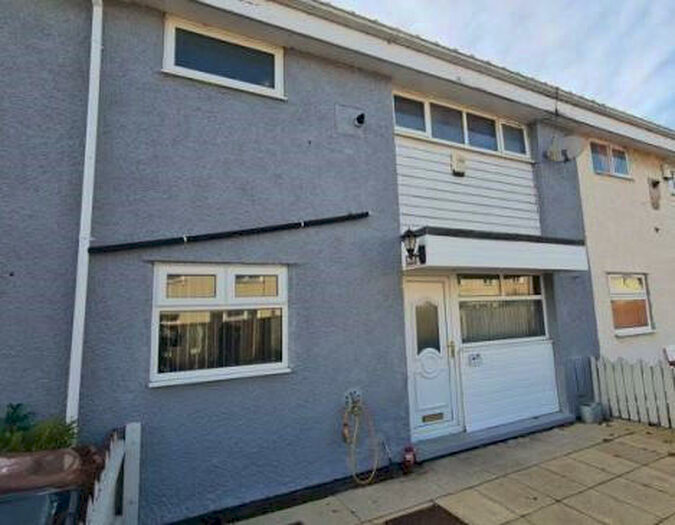 3 Bedroom Terraced House To Rent In Bondane, Hull, Yorkshire, HU6