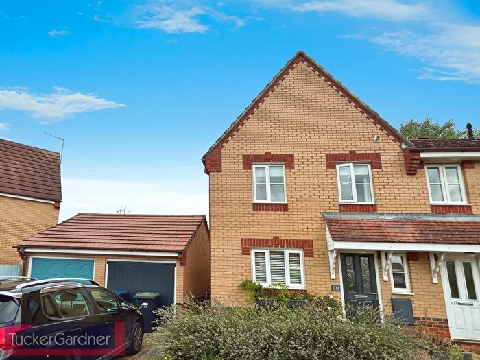 3 Bedroom House To Rent In Morton Close, Ely, CB7