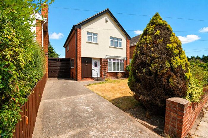 3 Bedroom Detached House For Sale In Noctorum Avenue, Prenton, Wirral, CH43