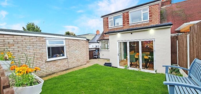 4 Bedroom Semi-Detached House For Sale In Down Hall Road, Rayleigh, Essex, SS6