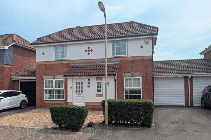 3 Bedroom Link Detached House For Sale In Ham Lane, Elson, Gosport, PO12
