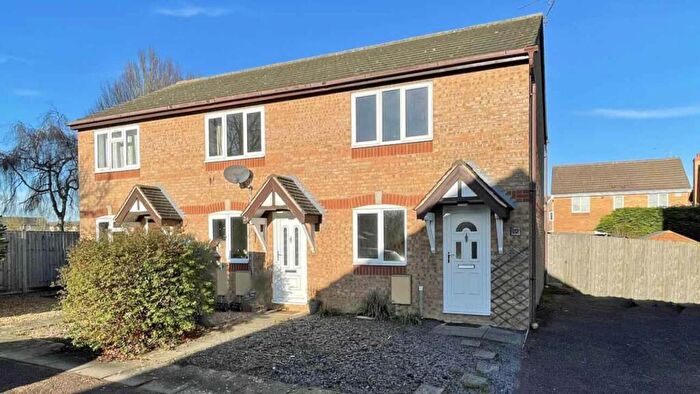 2 Bedroom Semi-Detached House To Rent In Byron Way, Stamford, PE9