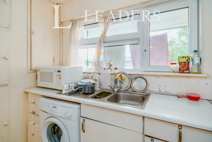 1 Bedroom Flat To Rent In The Hides, CM20