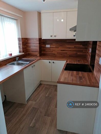 3 Bedroom Terraced House To Rent In Swinderby Garth, Hull, HU7