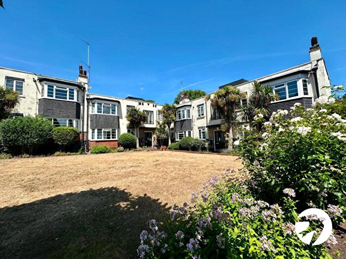 2 Bedroom Flat For Sale In Loampit Hill, London, SE13
