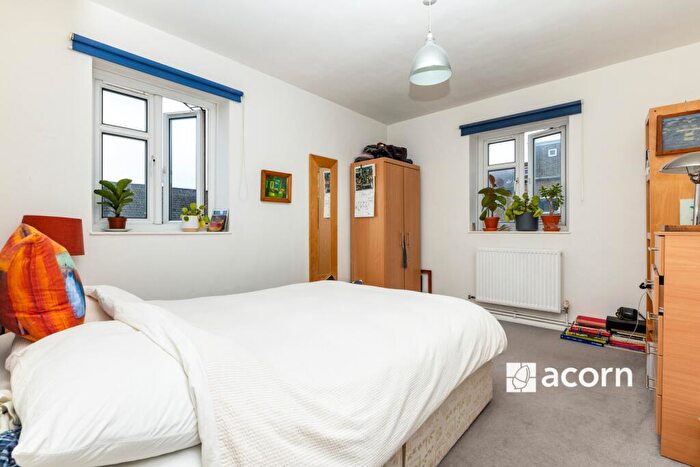 3 Bedroom Flat To Rent In Lambeth Walk London, SE11