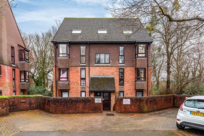1 Bedroom Flat To Rent In Tremona Court, Tremona Road, SO16
